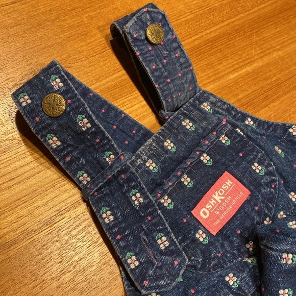 Vintage Osh Kosh B’Gosh Girl’s Embroidered Floral Denim Overall 2T - Union Tag - Picture 5 of 15
